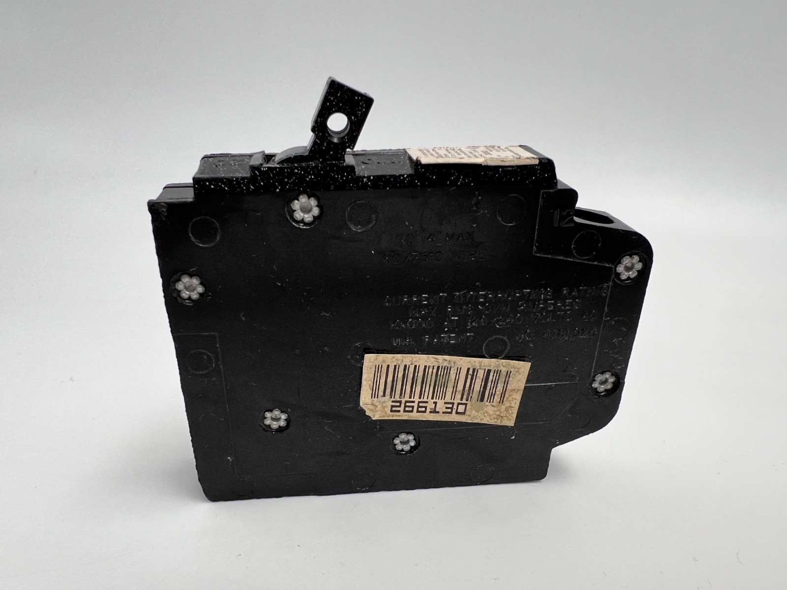 Crouse-Hinds MH115R 15Amp 120v Circuit Breaker Right Hook