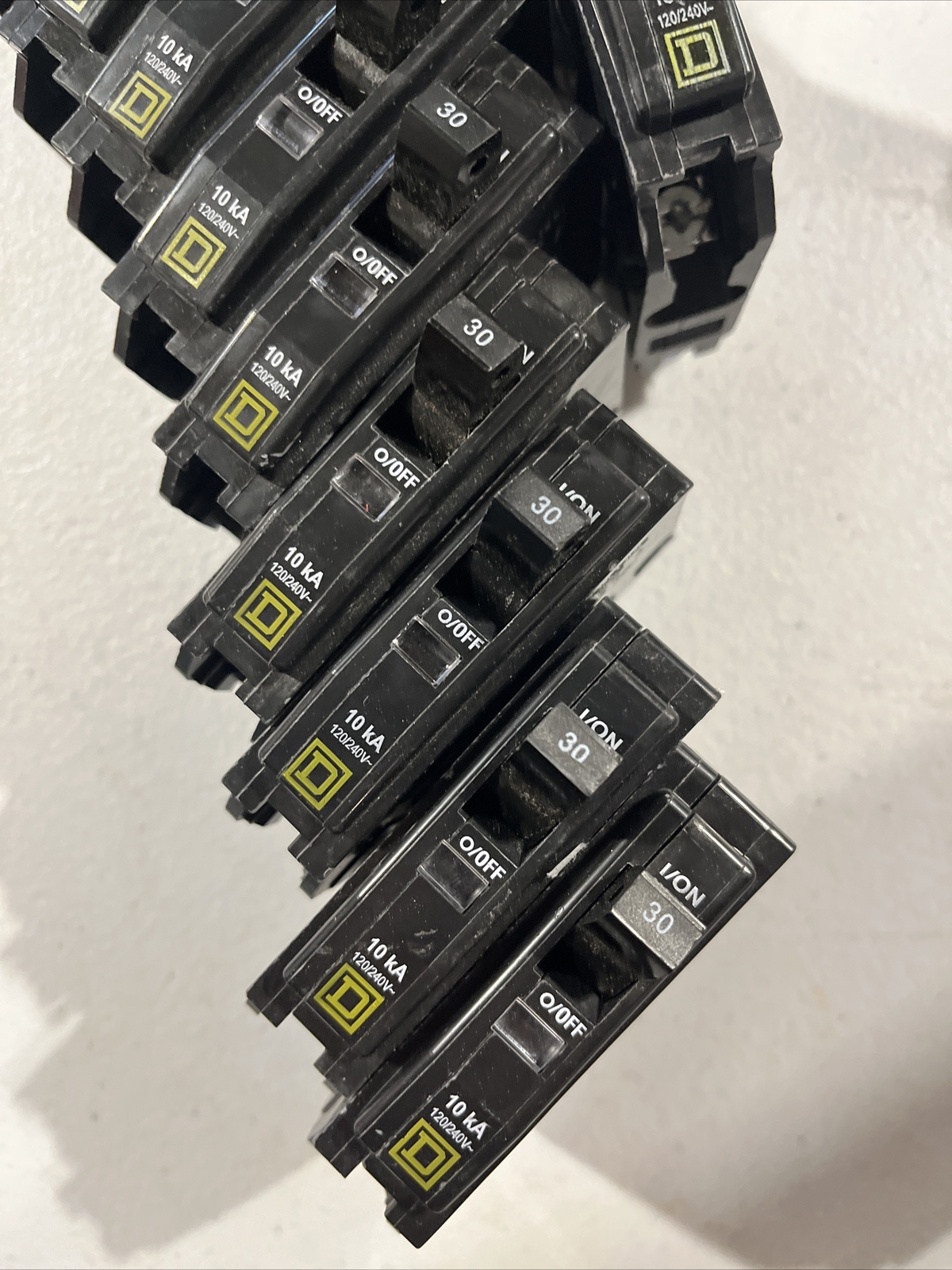 Square D ( Lot of 12 ) 11-30amps And 1-15amp