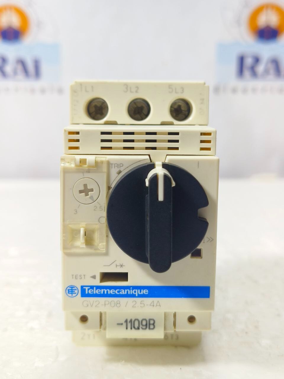 TELEMECANIQUE GV2-P08 2.5-4A MOTOR CIRCUIT BREAKER SCHNEIDER GV2P08 FREE SHIPING