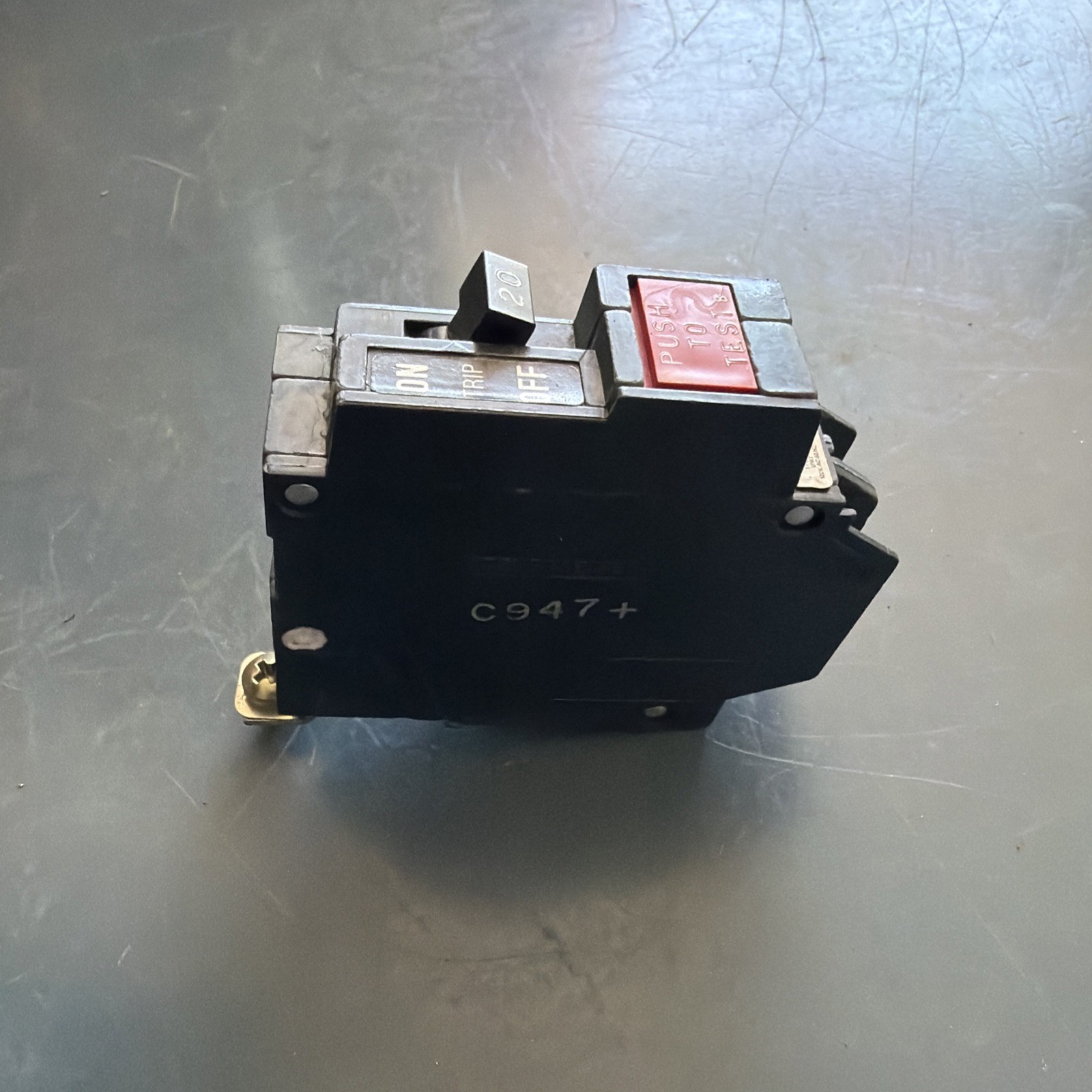 GE THQB1120GF 1 Pole 20A Ground Fault Circuit Breaker Molded Case *FREE SHIPPING