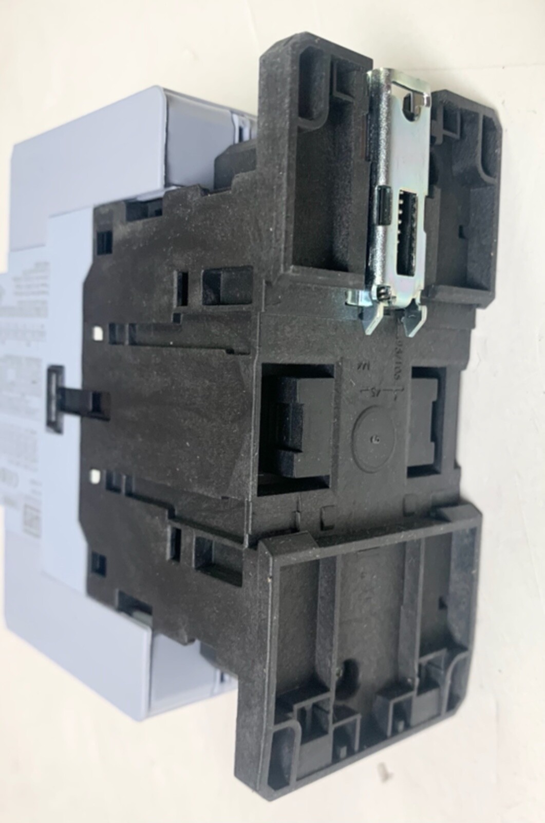 WEG CWB65 11 30V24 3 Pole 65 AMP 180-208 VAC Contactor 13860255