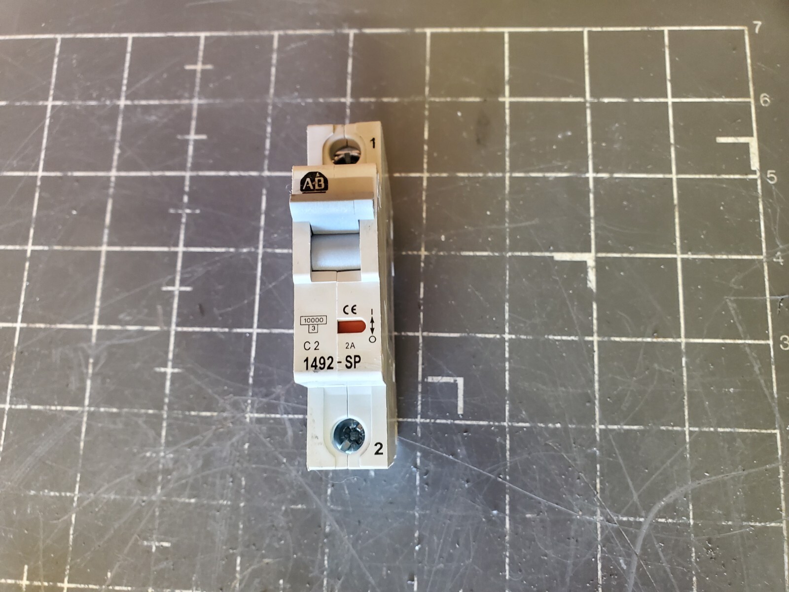 Allen-Bradley Miniature Circuit Breaker, 1492-SP1C020 Ser C / 2A / 1 Pole