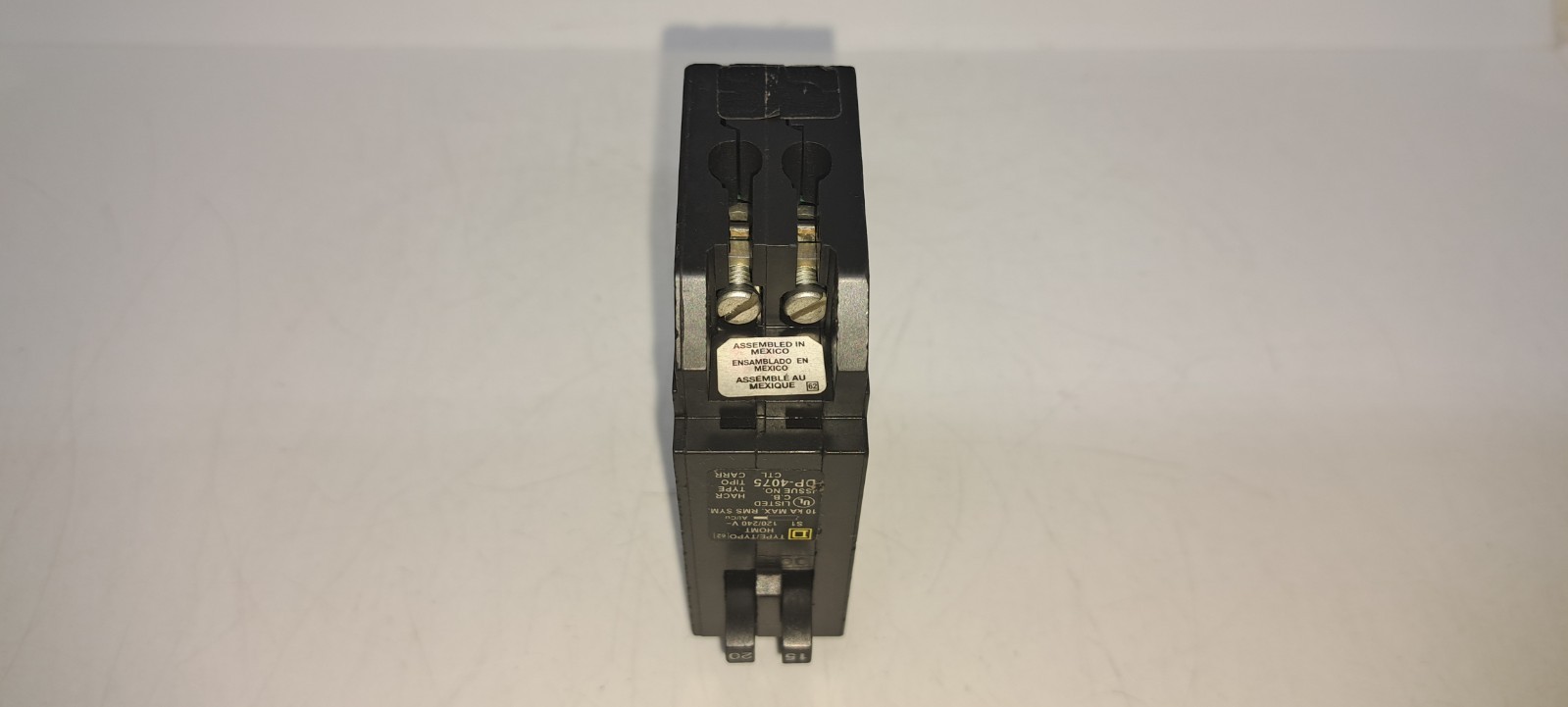 Square D HOMT1520 15 Amp 20 Amp 1 Pole 120/240V Tandem Circuit Breaker NEW