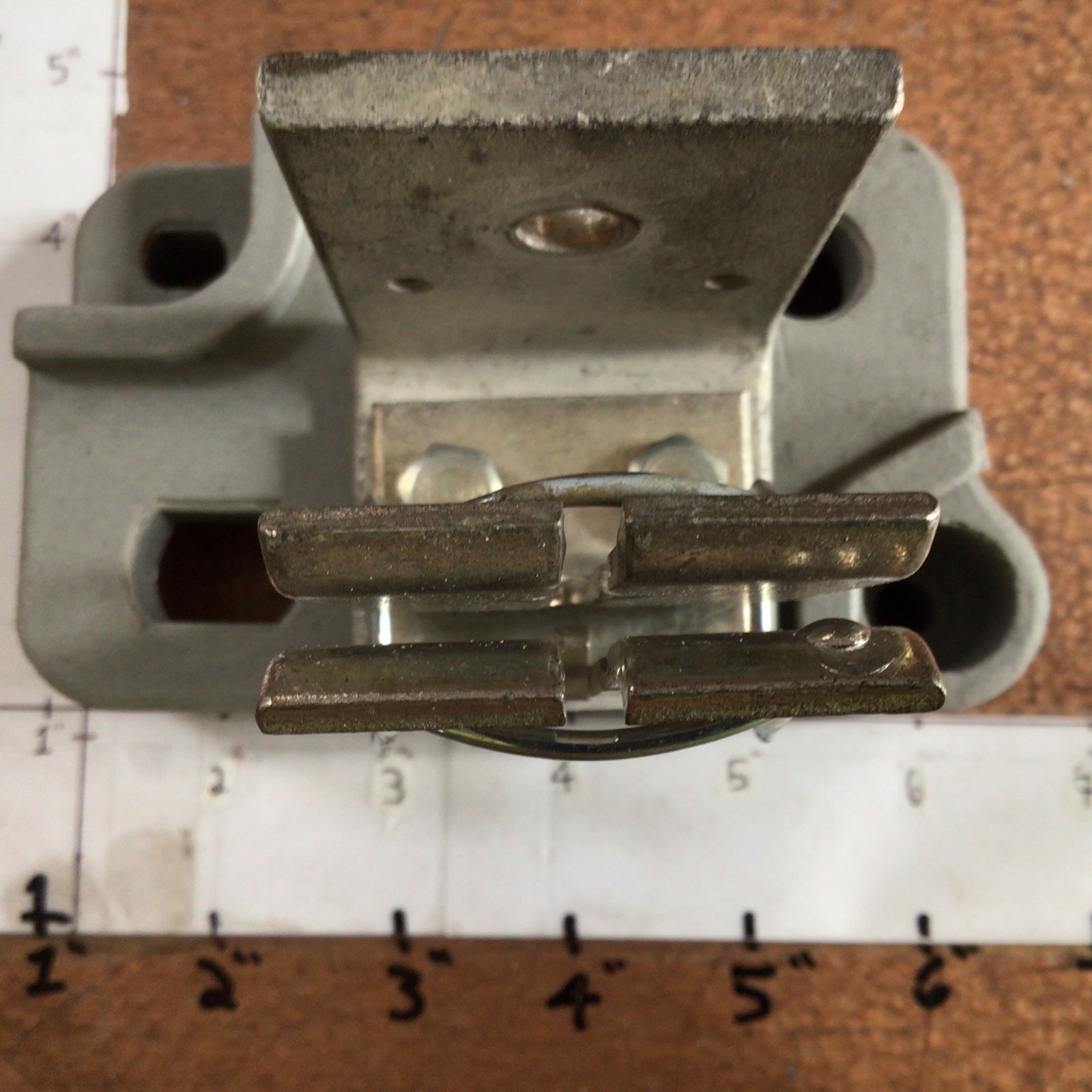 Unbranded 600 Amp Fuse Holder