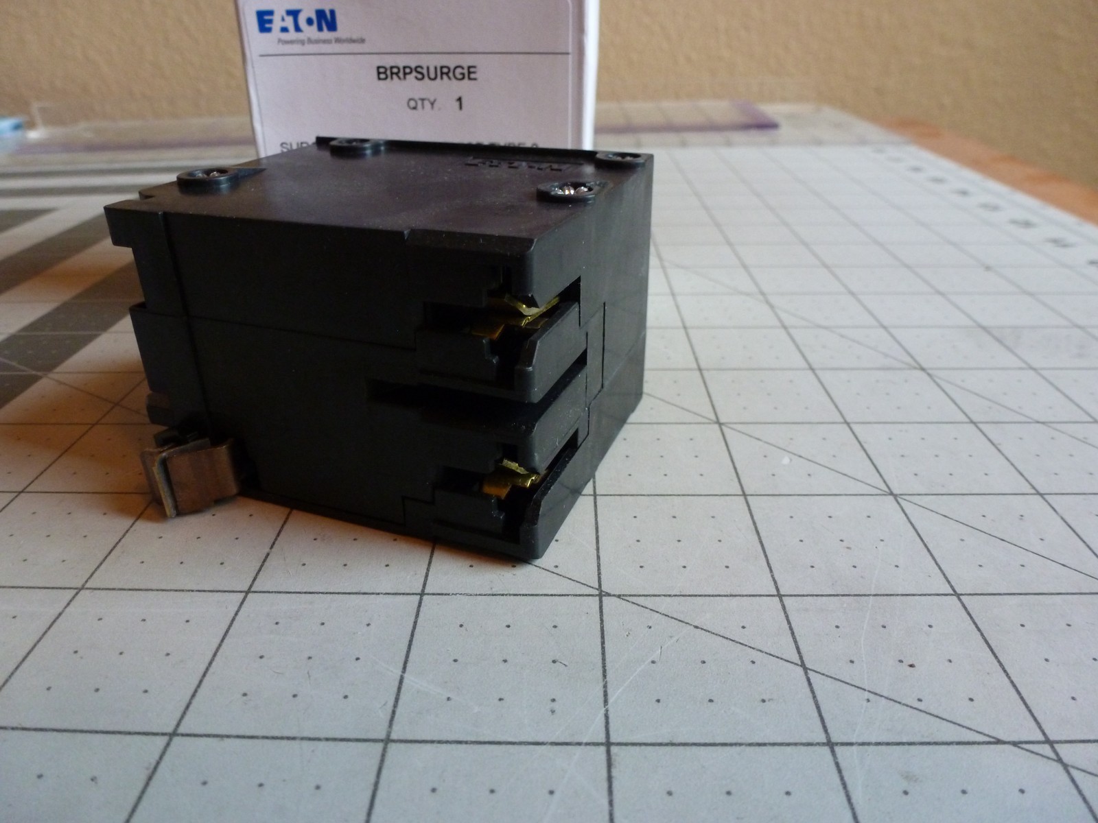 Eaton BRPSURGE Surge Protection Device – Type 2 – 120/240 VAC – 2 Pole – NEW