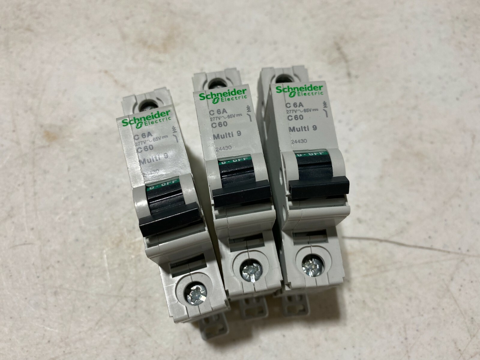 1x Schneider Electric C60 Multi 9 Circuit Breaker 6A 277V-65V 1-Pole NOS