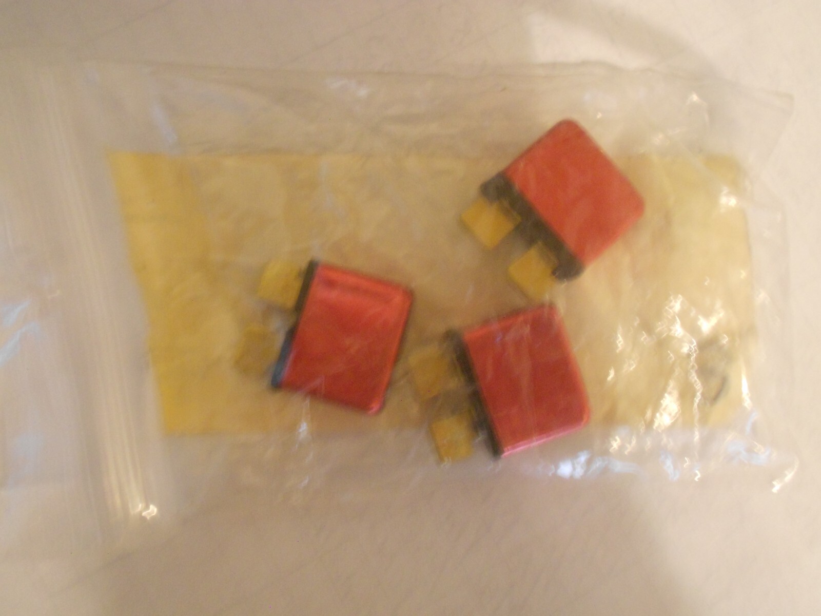 MACK, OEM, 15A CIRCUIT BREAKERS, 11MR38M3, NOS, OPEN PACKAGE (3), RED