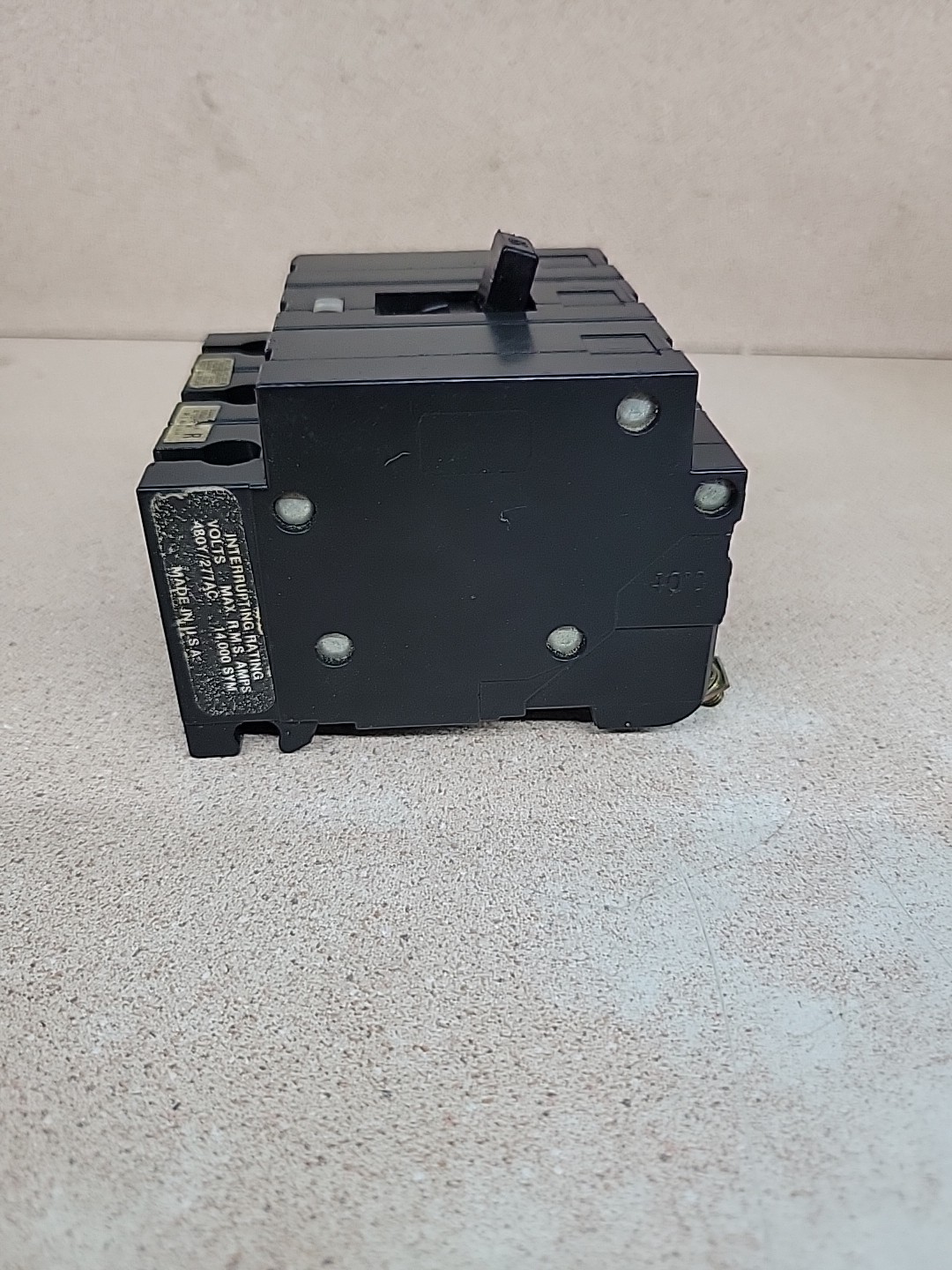 1) Square D EHB34015 15 Amp 277/480V 3 Pole Circuit Breaker No label