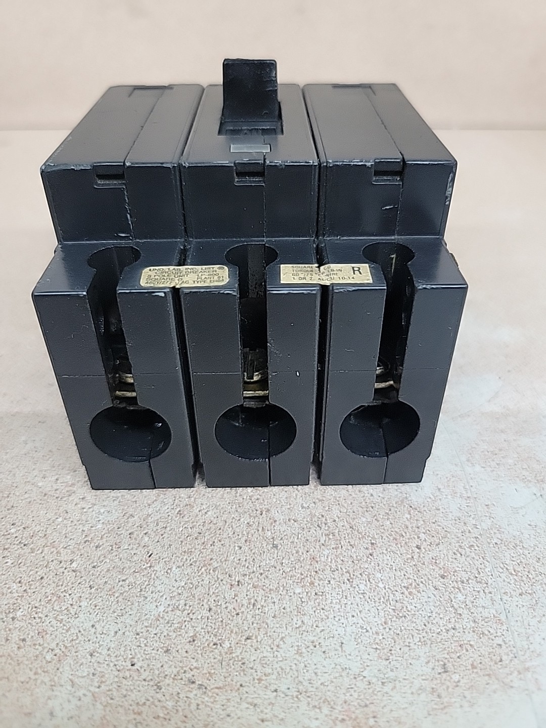 1) Square D EHB34015 15 Amp 277/480V 3 Pole Circuit Breaker No label