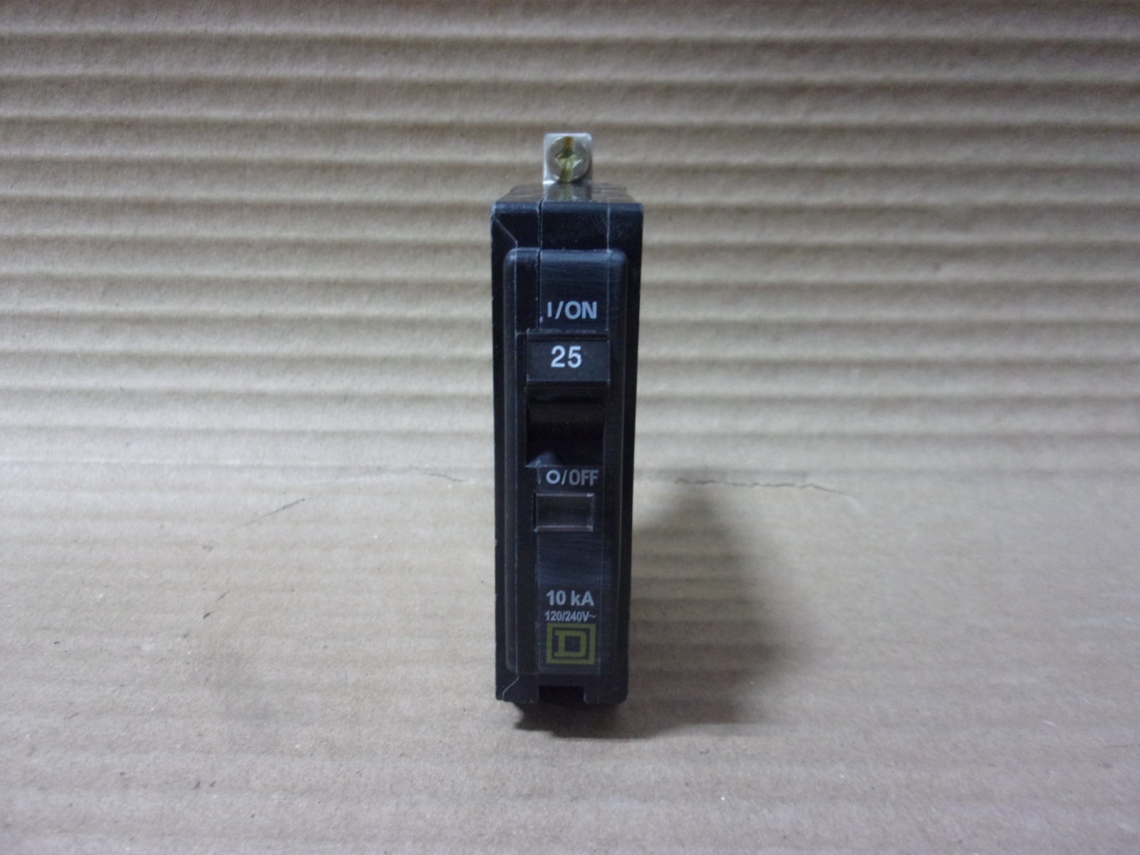 NEW Square D QOB125 1 Pole 25 Amp 120V Bolt-On Circuit Breaker NNB