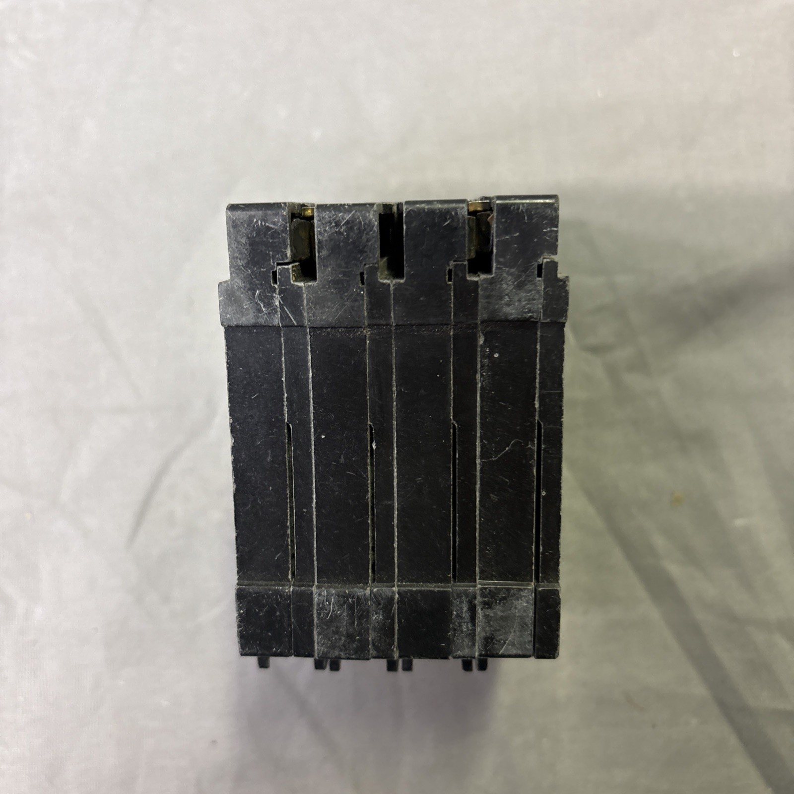Siemens 20/50/50/20 Quad Breaker Q22050CT