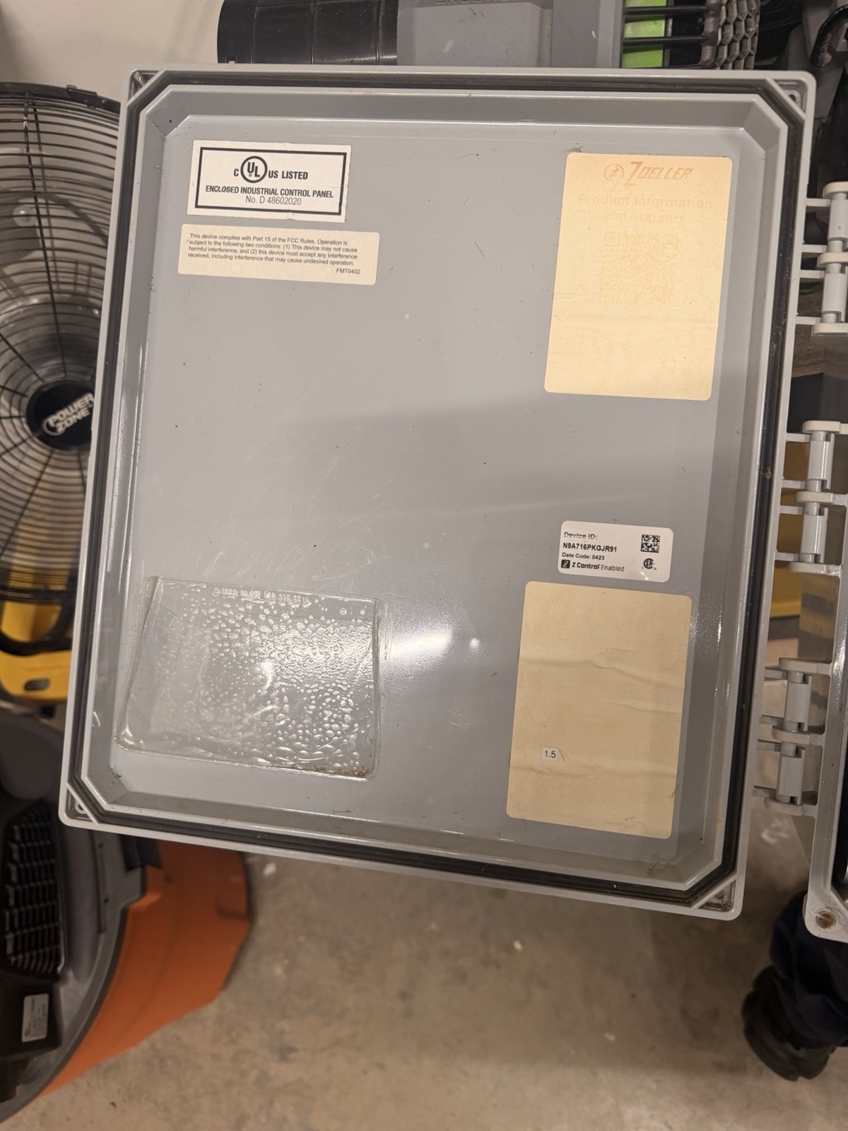 Zoeller 124F4-0001, Pivot Pro, 200/230/460 Volts, 3 Ph, 4.0-6.3 Amps, NEMA 4X