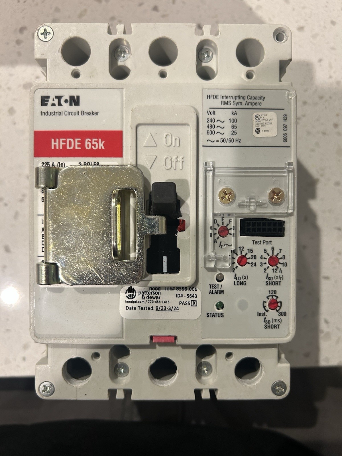 Eaton HFDE HFDE322532 225A 600VAC 3-Pole Industrial Circuit Breaker LSI