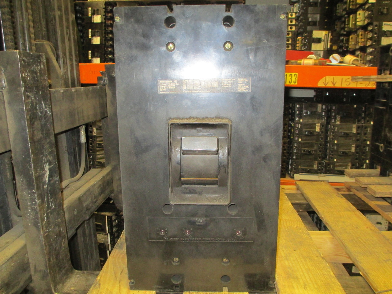 Westinghouse PB32500F 2500A Frame 1600A Rated 3p 600V MO/FM Breaker Used E-OK