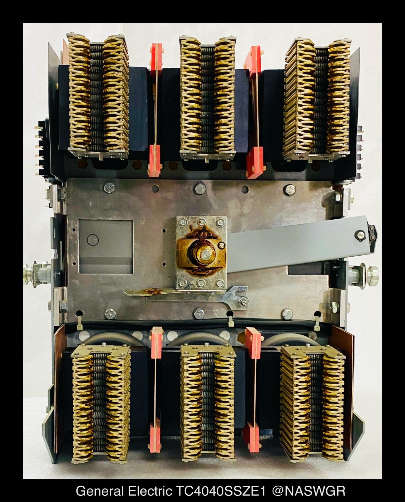 GE PowerBreak TC4040SSZE1 Breaker (E/O,D/O) – 4000 Amp – Tested/1Yr Warranty
