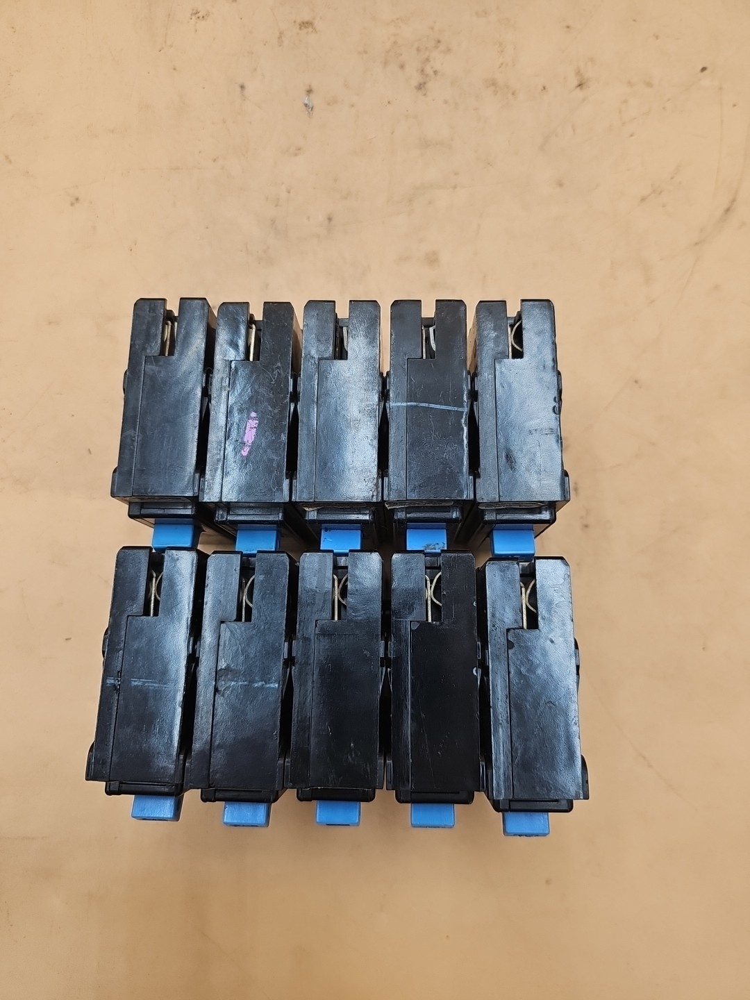 LOT OF 10 Bryant BR115 1 Pole 15 AmpType BR Plug On Circuit Breakers