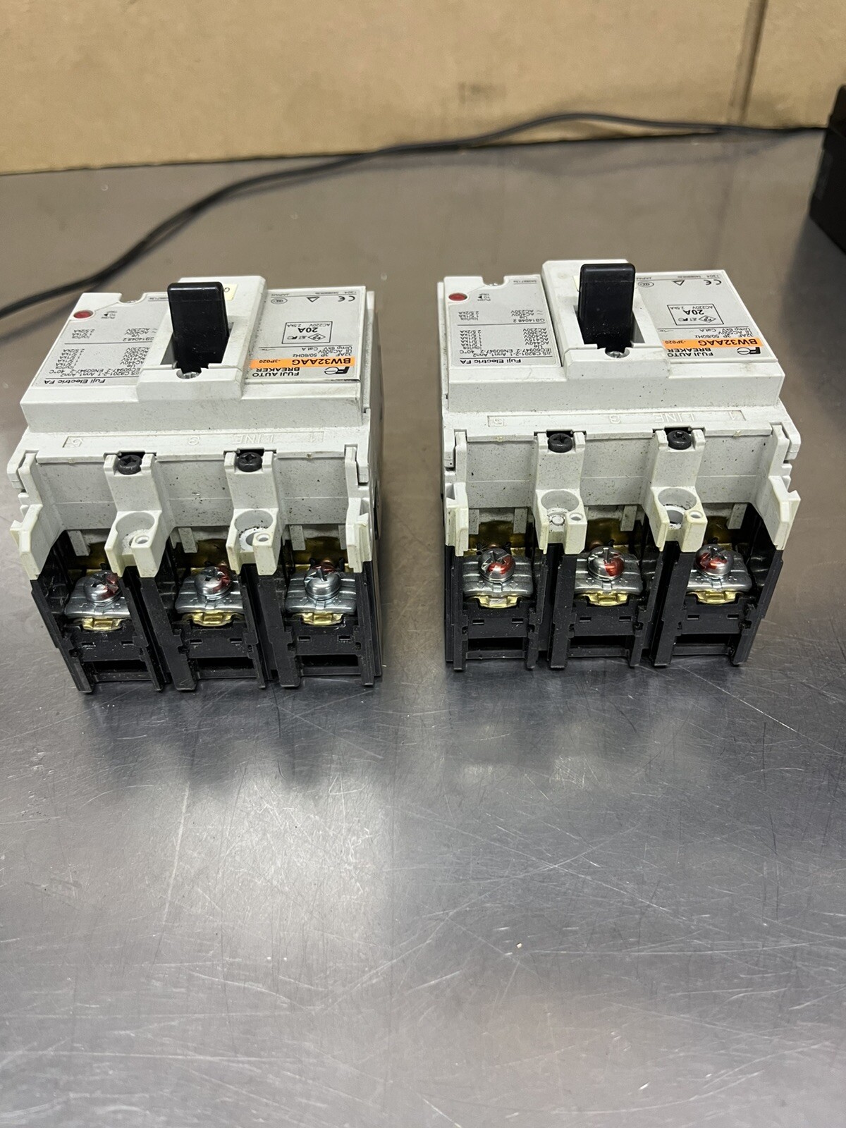 Lot Of 2 Fuji Electric BW32AAG Auto Breaker 3 Pole 20 Amp 3P020 Made In Japan