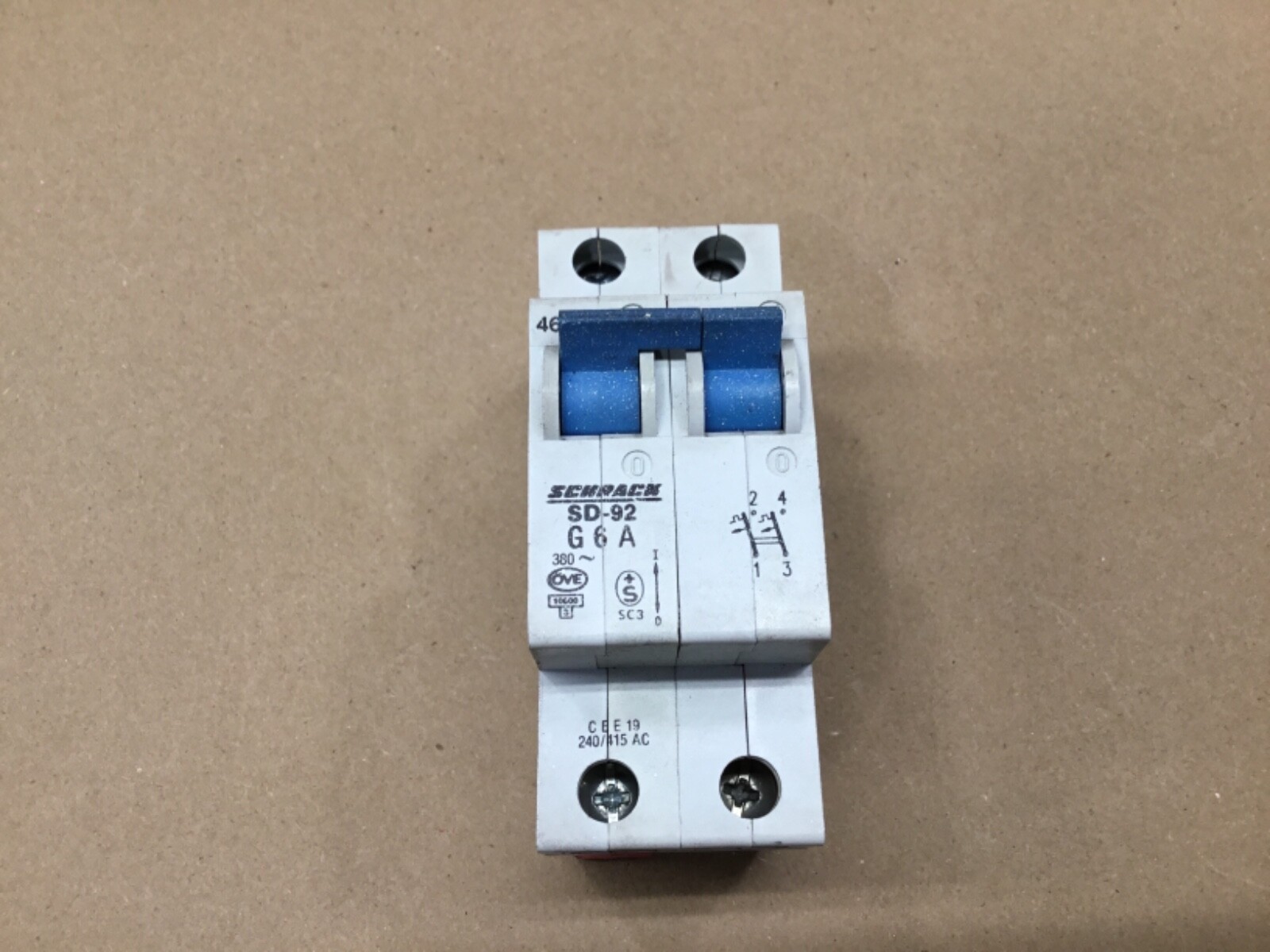 Schrack SD-92 G6A Circuit Breaker 2 Pole 6A 6 Amp G 6 A #46D19*AD
