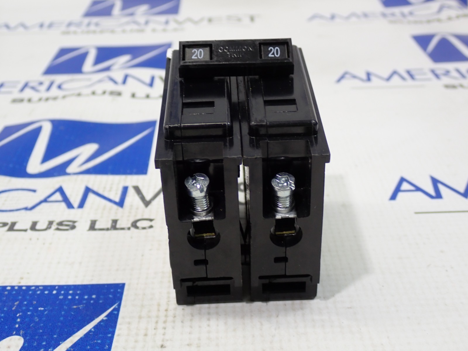 Eaton QBHW2020 20 Amp 2 Pole 22KA 120/24V Bolt On Circuit Breaker New