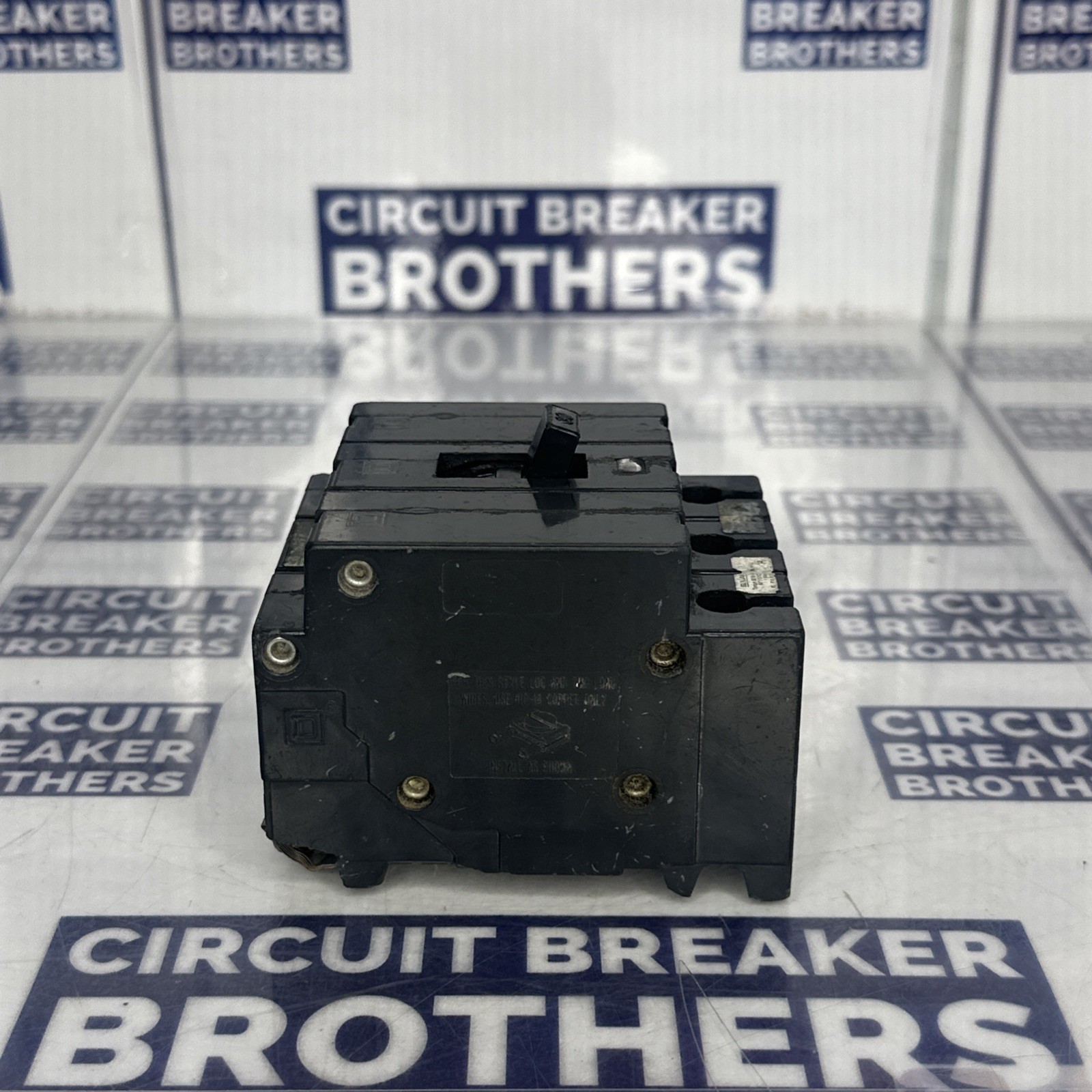 Square D EHB34030 30 Amp 480/277V 3 Pole Circuit Breaker Ship Same Day (Chipped)