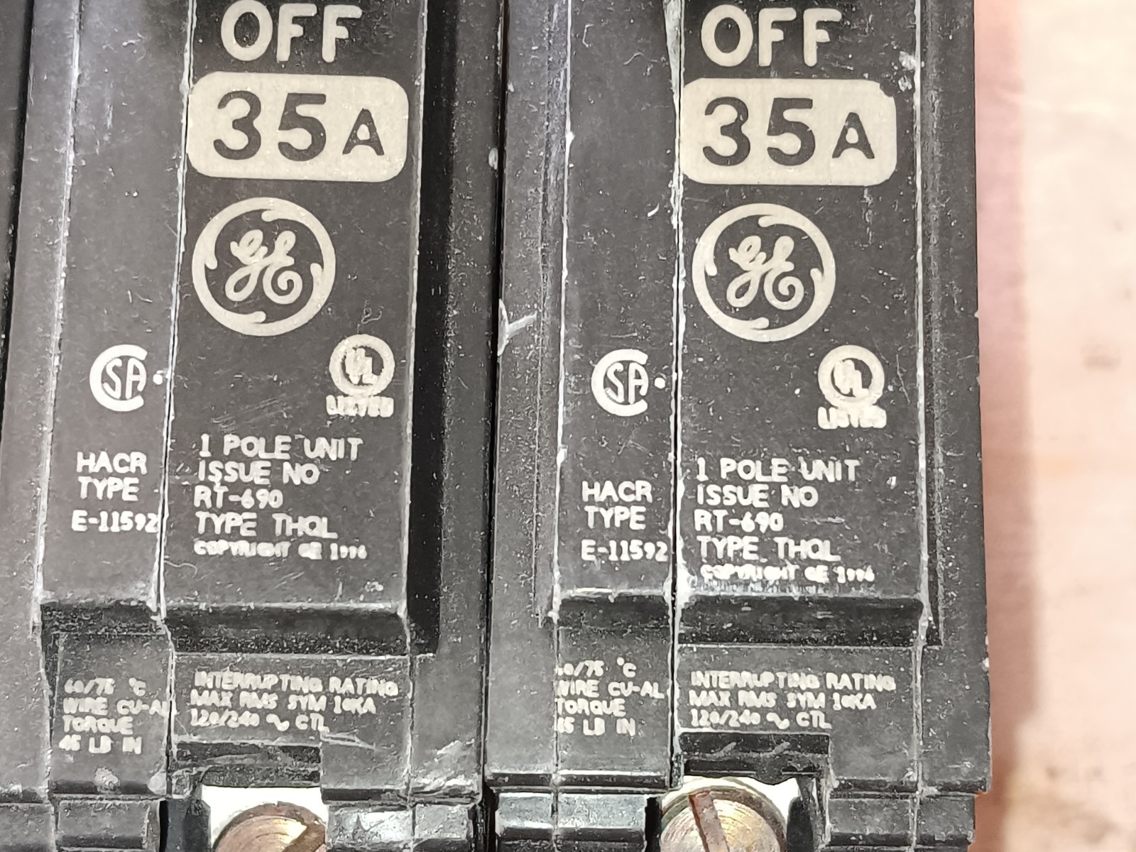 4 x General Electric TYPE THQL THQL1135 35 AMP 1 Pole 240VA GROVE breaker NOS
