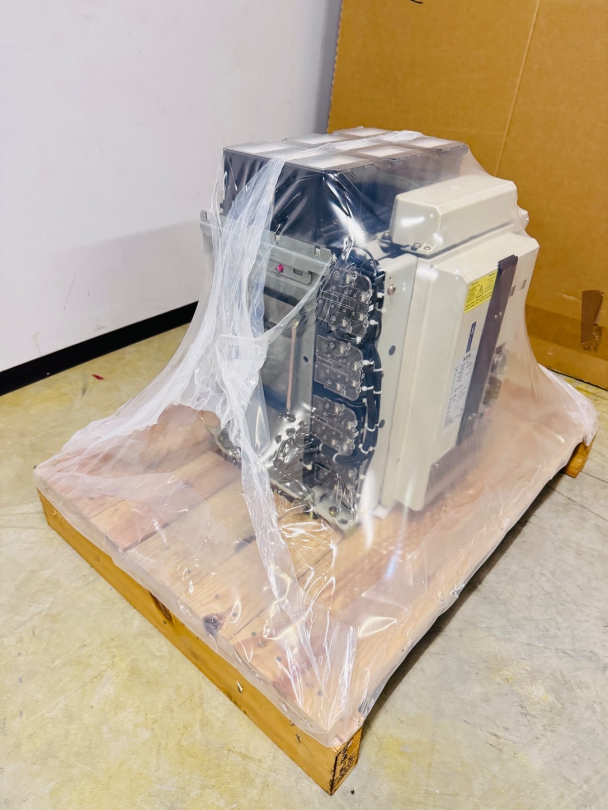 AEG ME 2507 H/III 380V/400V 2500A Circuit Breaker AEG ME2507