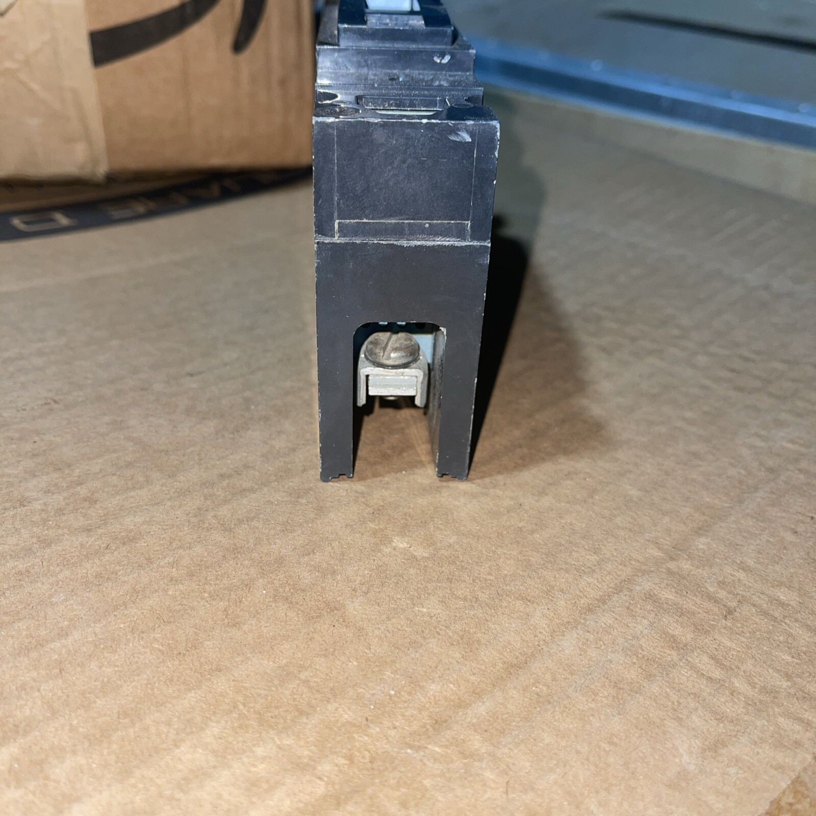 GE TED113020, 20 Amp, 277 Volt, 1 Pole, BLACK, Circuit Breaker