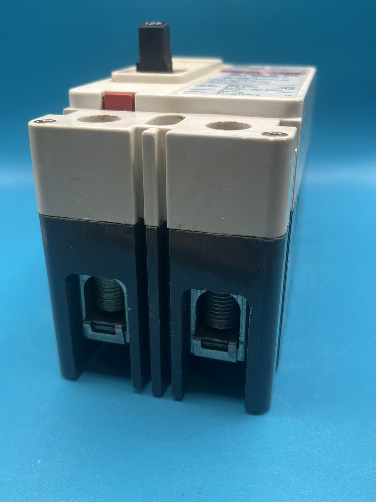 Eaton Cutler-Hammer ED2125 Circuit Breaker 125A 2-Pole 240VAC/125VDC