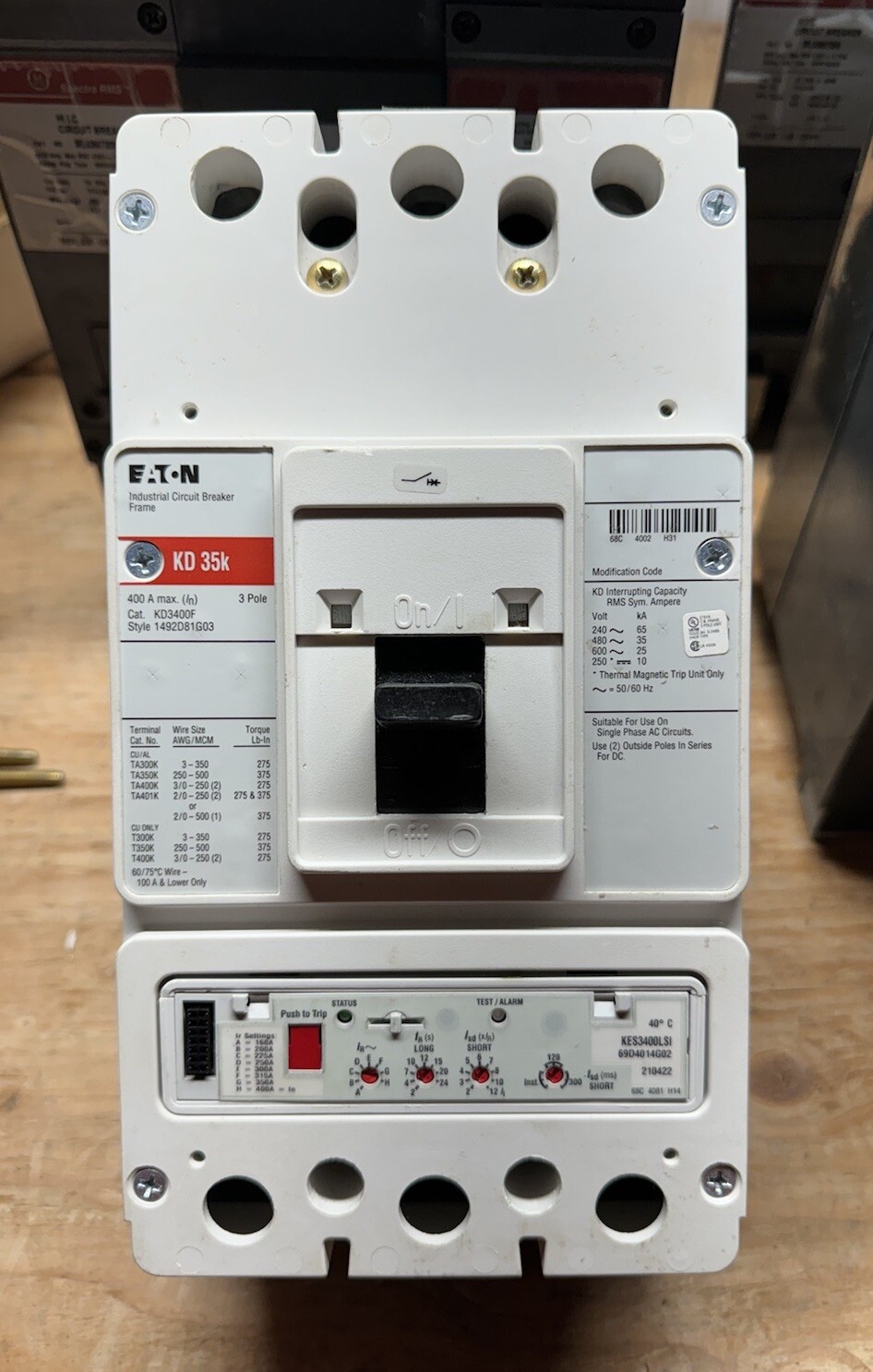 KD3400F EATON Cutler Hammer KD3400 400 Amp 600V with KES3400LSI Trip Unit New