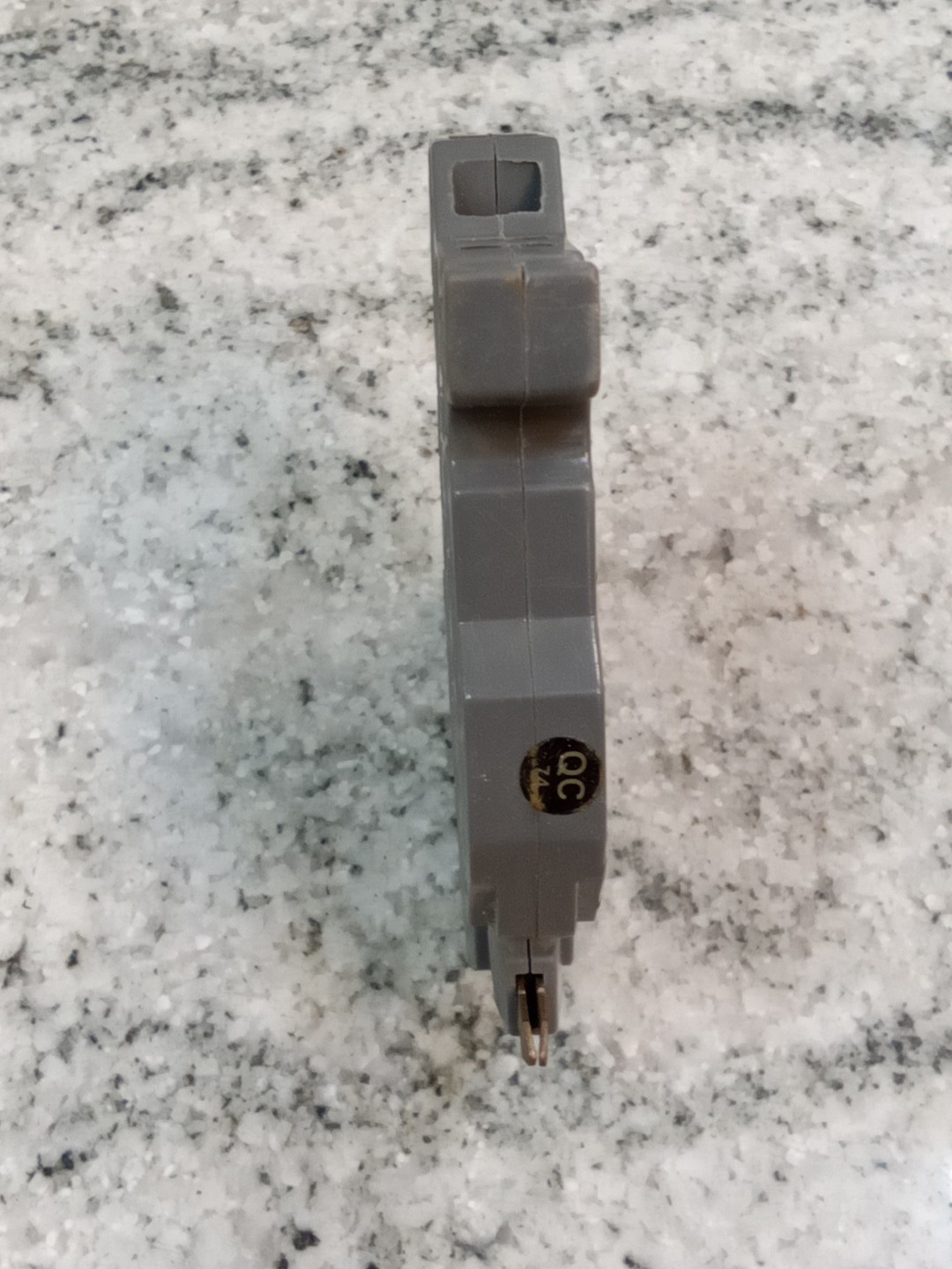 Connecticut Electric/ UBIF020N/20A/1P/120/240V/ UBIF/Circuit Breaker /USE(28D3UP