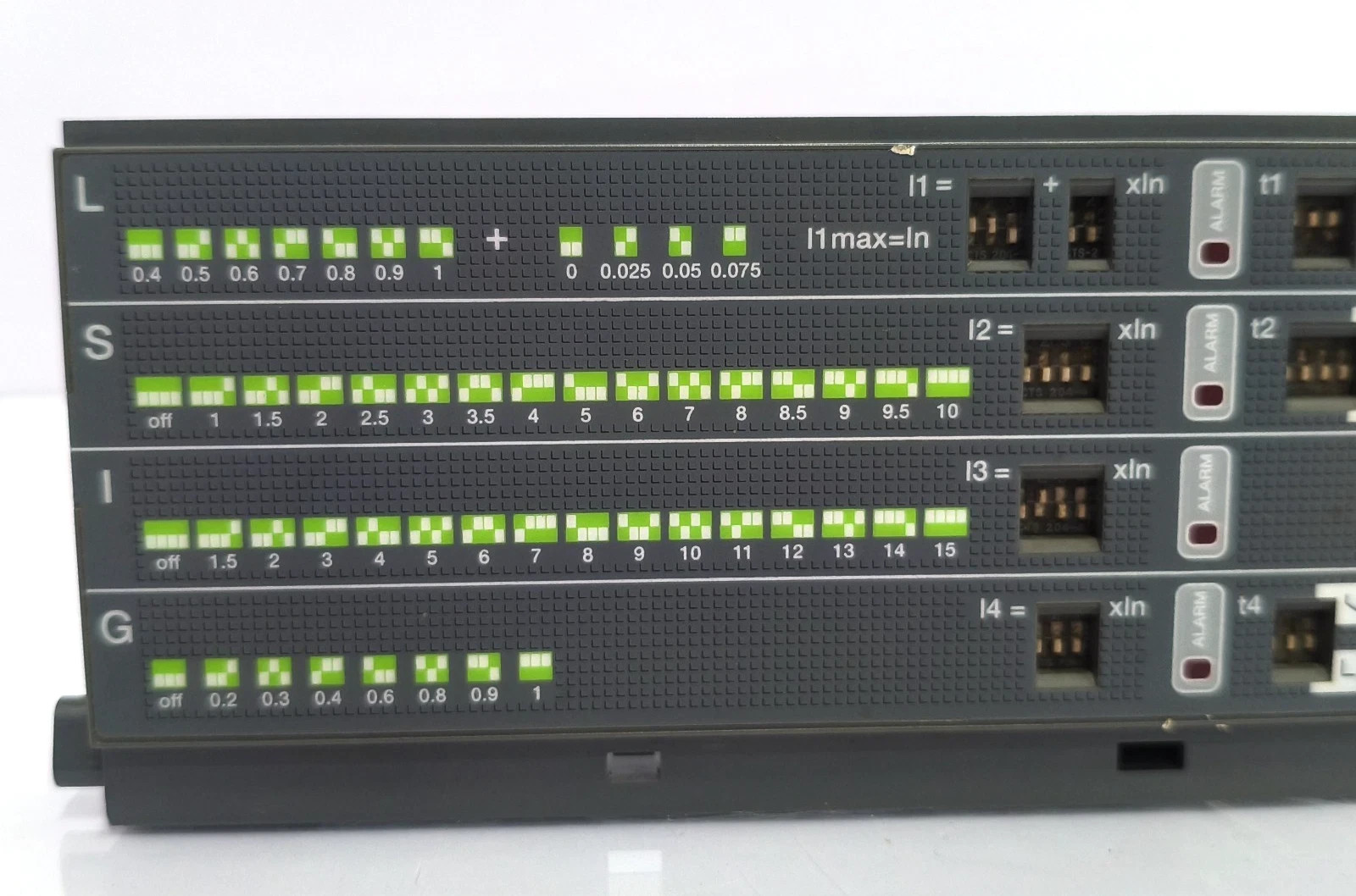 ABB SACE PR121/P POWER CIRCUIT BREAKER TRIP UNIT 2500A