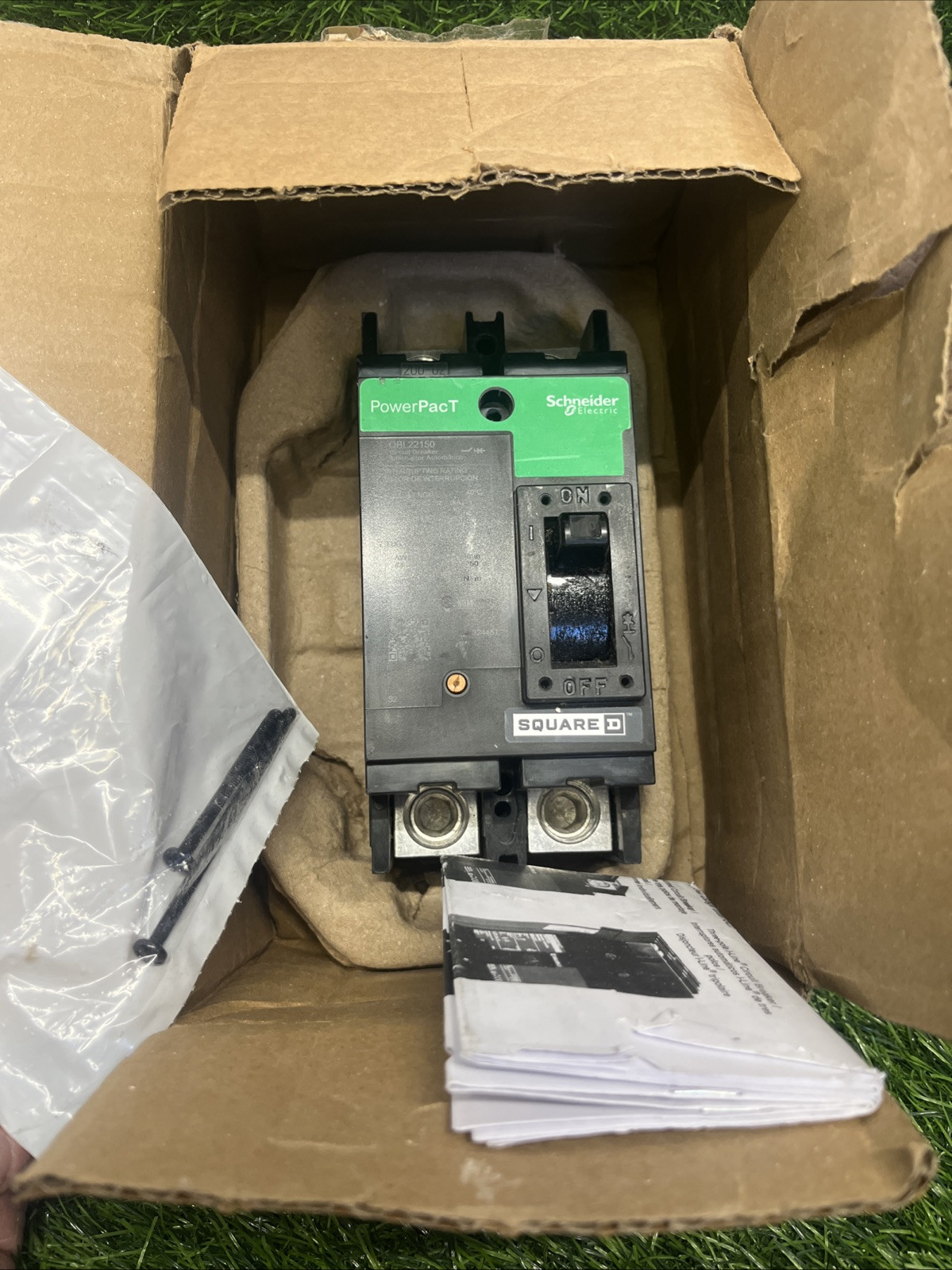 Square D PowerPact feed through Circuit Breaker 150A 2 Pole 2P 240V QBL22150 NEW