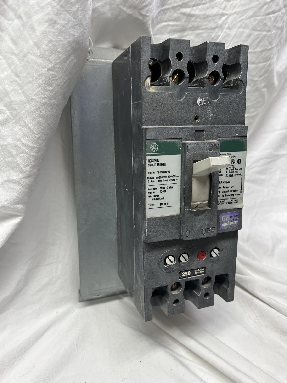 GE CIRCUIT BREAKER TFJ236250WL 250 AMP 600 VAC 3-POLE Working Unit W/ Mount READ