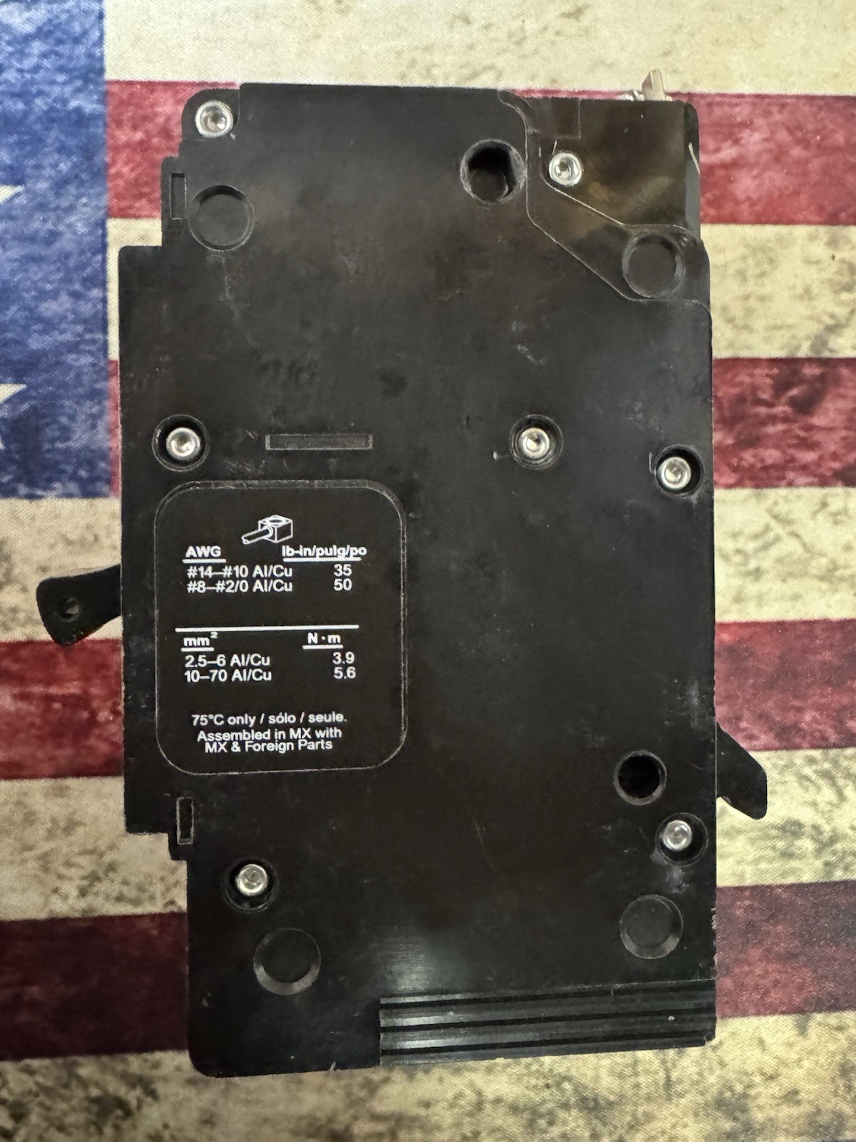 EDB24070 Schneider Electric Square D 2-Pole 70 A 480 208V AC Bolt-On Brand New