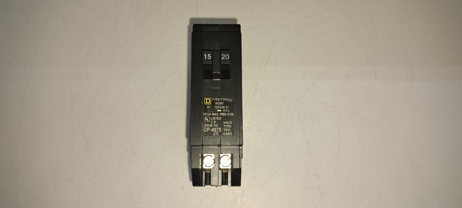 Square D HOMT1520 15 Amp 20 Amp 1 Pole 120/240V Tandem Circuit Breaker NEW