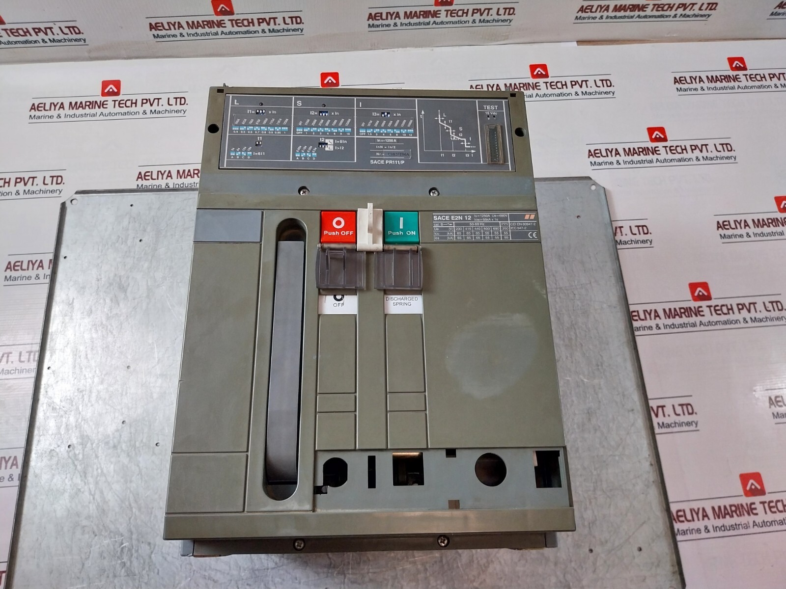 ABB SACE E2N 12 Circuit Breaker 1250A 690V 55KA X 1S 50-60 Hz