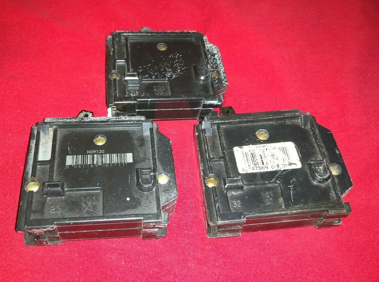 Lot of 3 Square D Breaker HOM120CP 1 Pole 20 Amp 120/240V AC Plug In