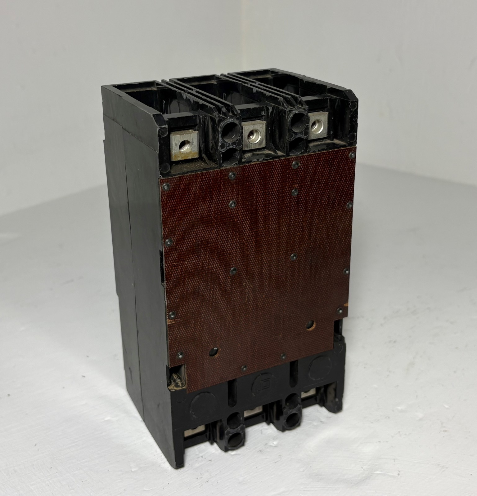 Square D KAP36225 225A Circuit Breaker Black Type KAL 480/600V 3 Pole 225 Amp