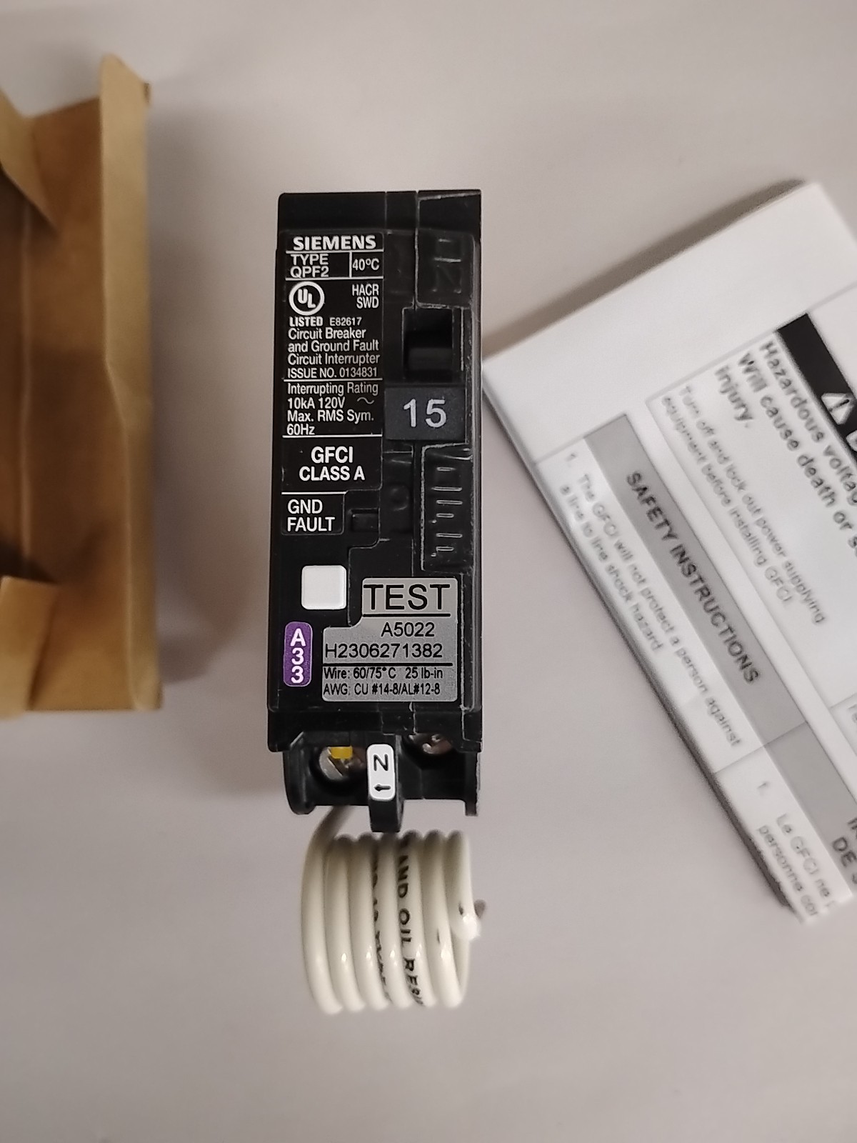 Siemens QF115A Ground Fault Circuit Breaker 15 A 120V . New