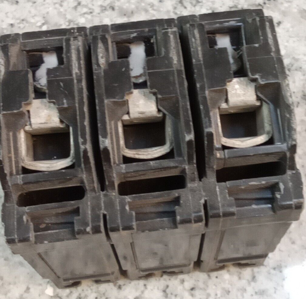 GE/BREAKER/ THQL32030/ 30A/ 3 P/THQL/ GROVE/MISS HAND& SCREW/USE(L167