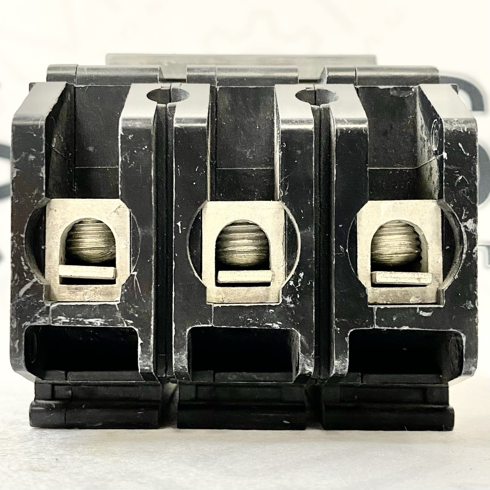 Murray MP320 Circuit Breaker 3 Pole 20A 240V Type MP-T Plug-On
