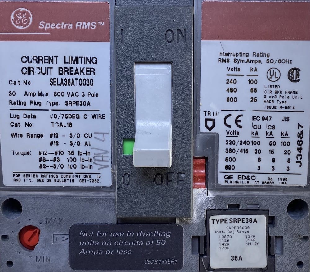General Electric SELA36AT0030 3 Pole 30A 600V Breaker w/30A Plug