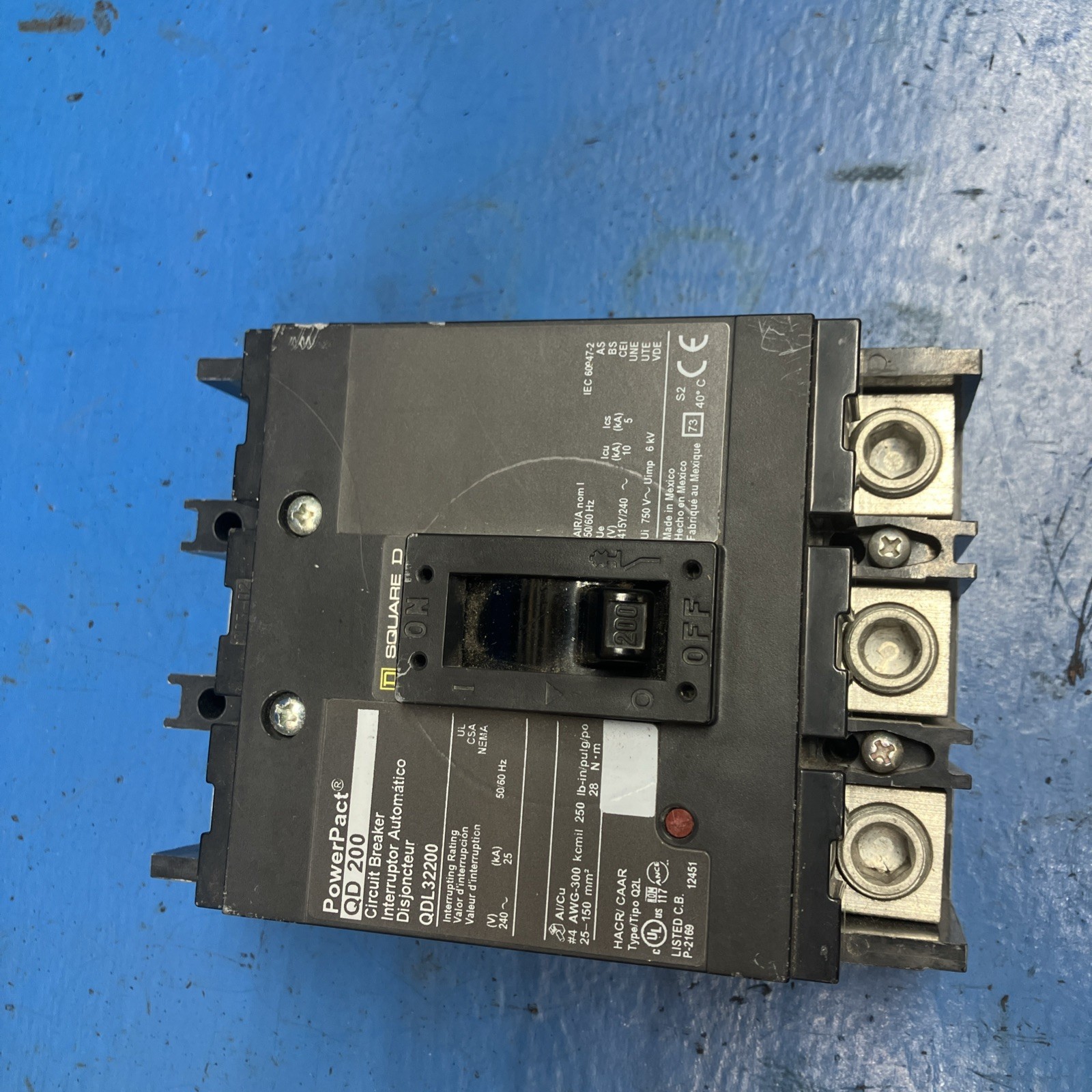 Square D Schneider Electric QDL32200 breaker