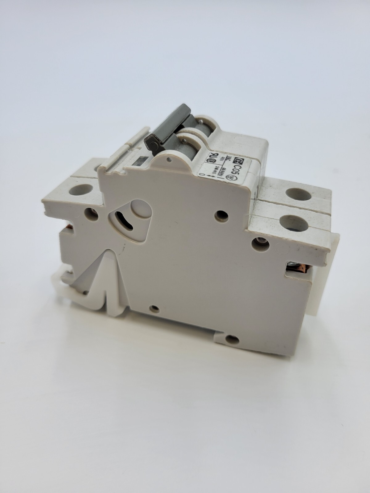 Cutler-Hammer SPCL2C00 Mini Circuit Breaker 0.5A 2P 480V Din Rail .5 Amp 2 Pole