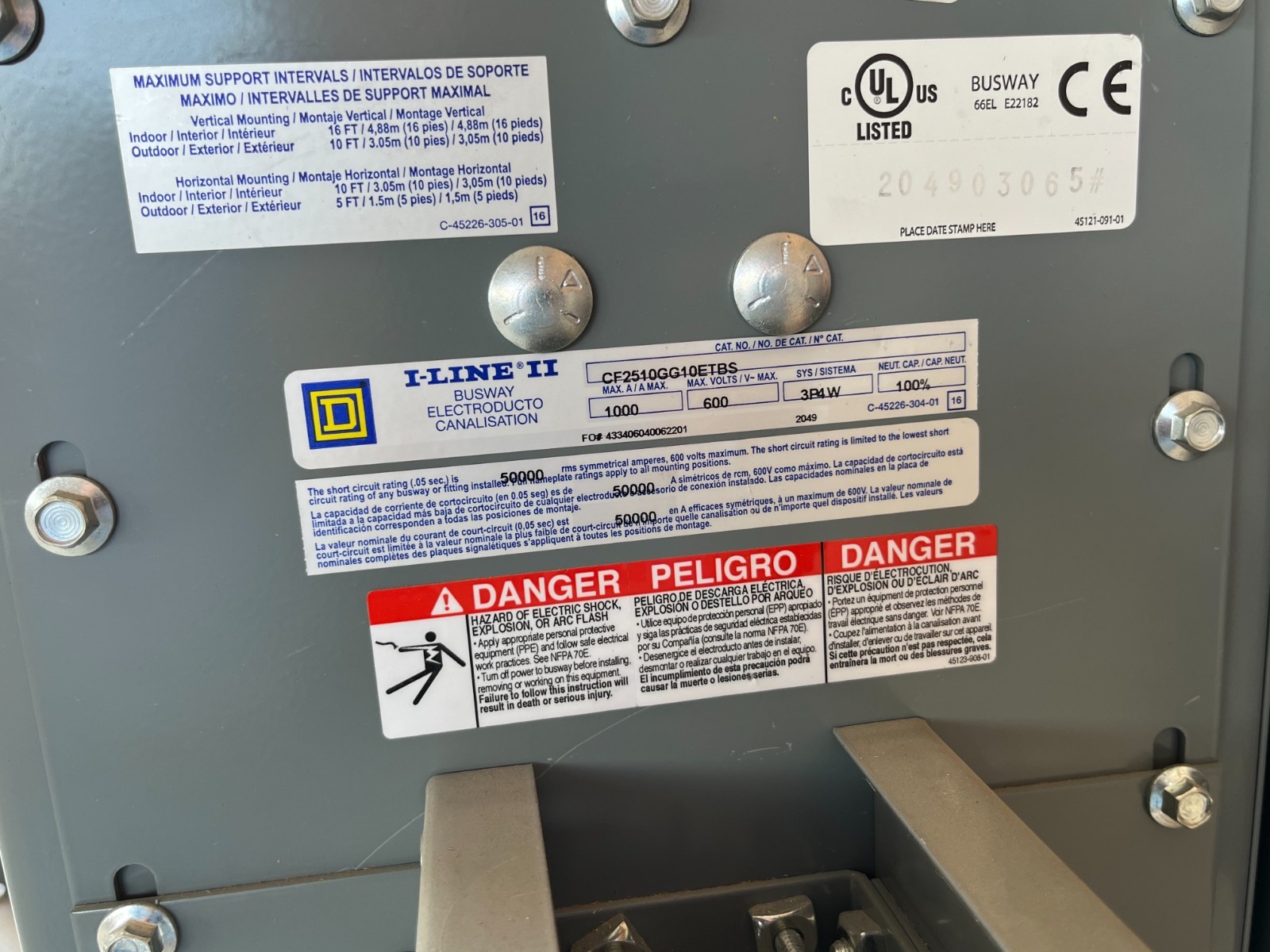 SQUARE D I-LINE II BUSWAY TAP BOX CF2510GG10ETBS 1000A 600V 3P 4W