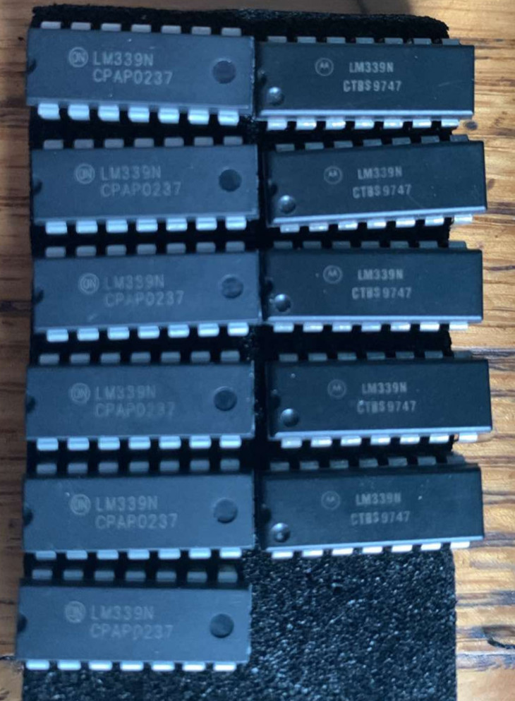 LM339N QTY-11 [ONSEMI=6, MOTOROLA=5]