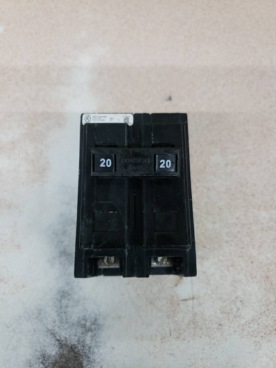Eaton QBHW2020H Circuit Breaker 2P 20A 240VAC W#