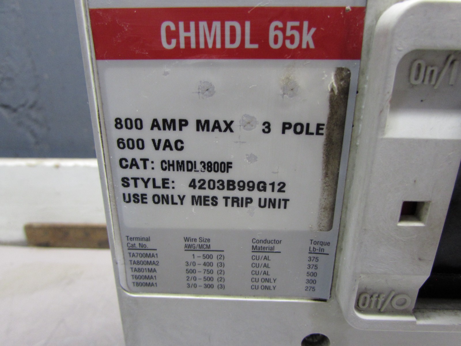 Cutler Hammer CHMDL3800F ,MCCB, 3P/ 700A/ 600V/ 65kA, STAINED! ,MAKE OFFER!