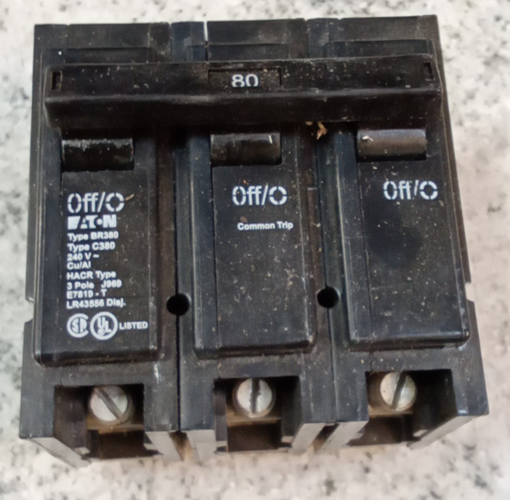 Cutler Hammer/EATON/BREAKER/ BR380/C380/80 A/3 P/120/240V/Standard Trip/USE(C#18