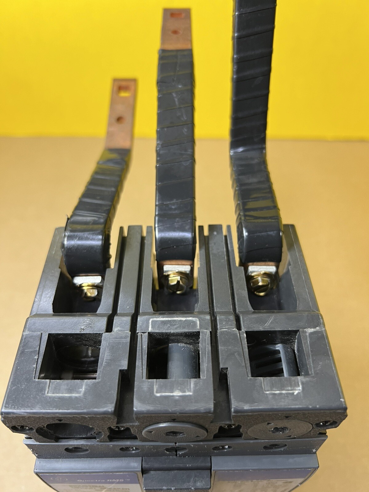 SEDA36AT0030 GE Circuit Breaker 15a Rating Plug SRPE30A